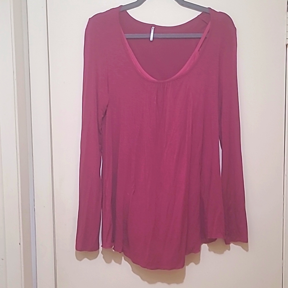 Tresics Juliet style tunic top with free  cami cranberry burgundy size M